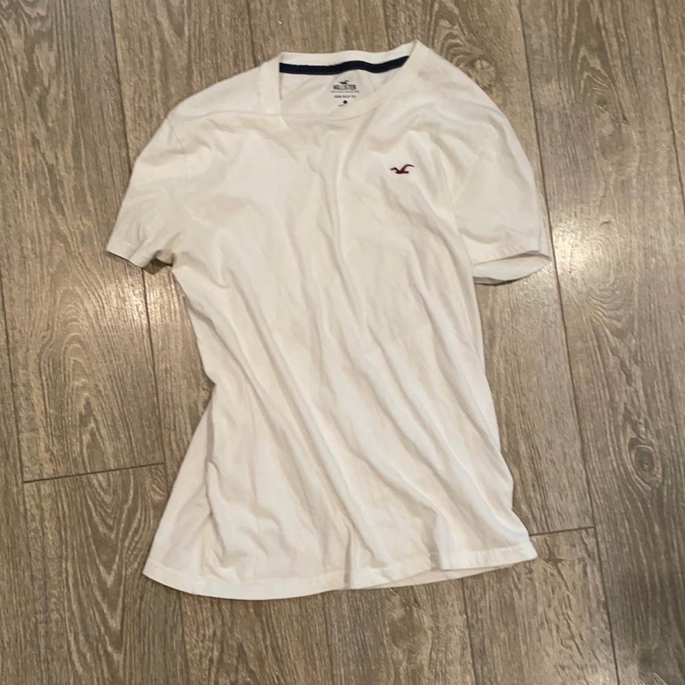 White crew neck hollister t-shirt size small